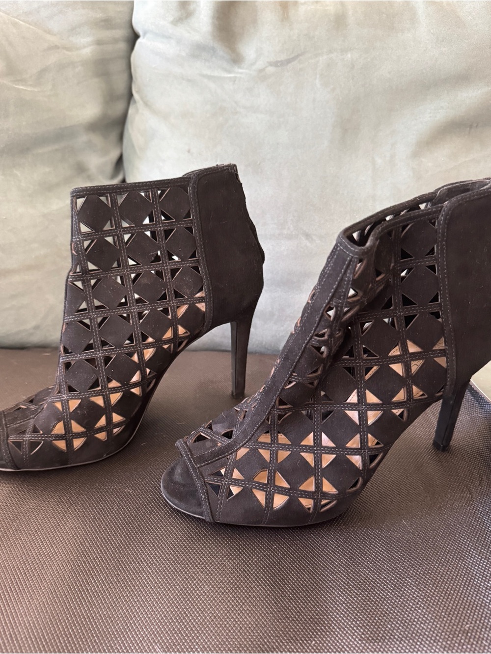 NWT Michael Kors Suede Cutout Peep-Toe Booties 9.5